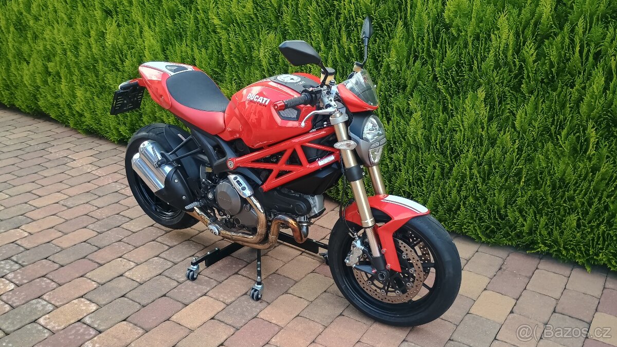 DUCATI MONSTER 1100 EVO - 2