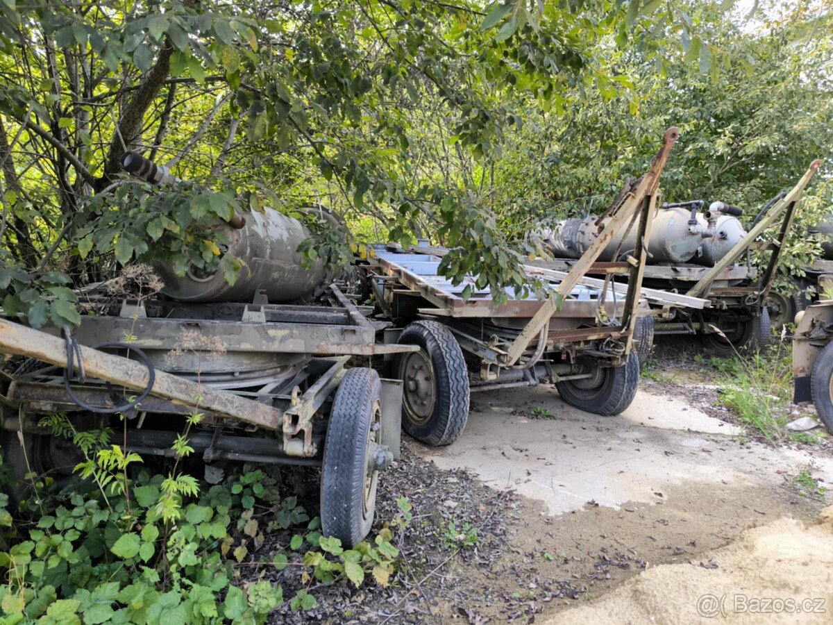 Podvozky, vlečky - 2