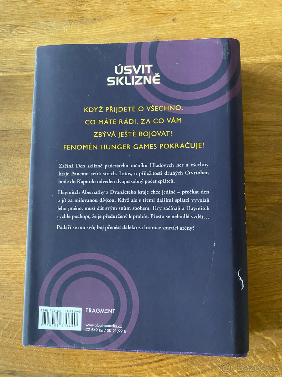 Úsvit sklizně, Suzanne Collins - 2