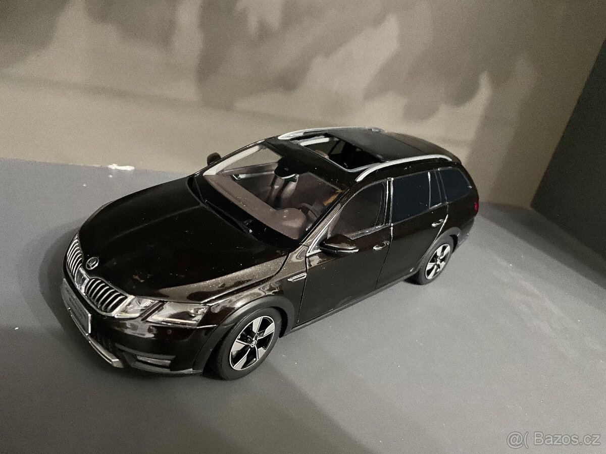 Škoda Octavia III Combi facelift 1:18 Paudi - nové - 2