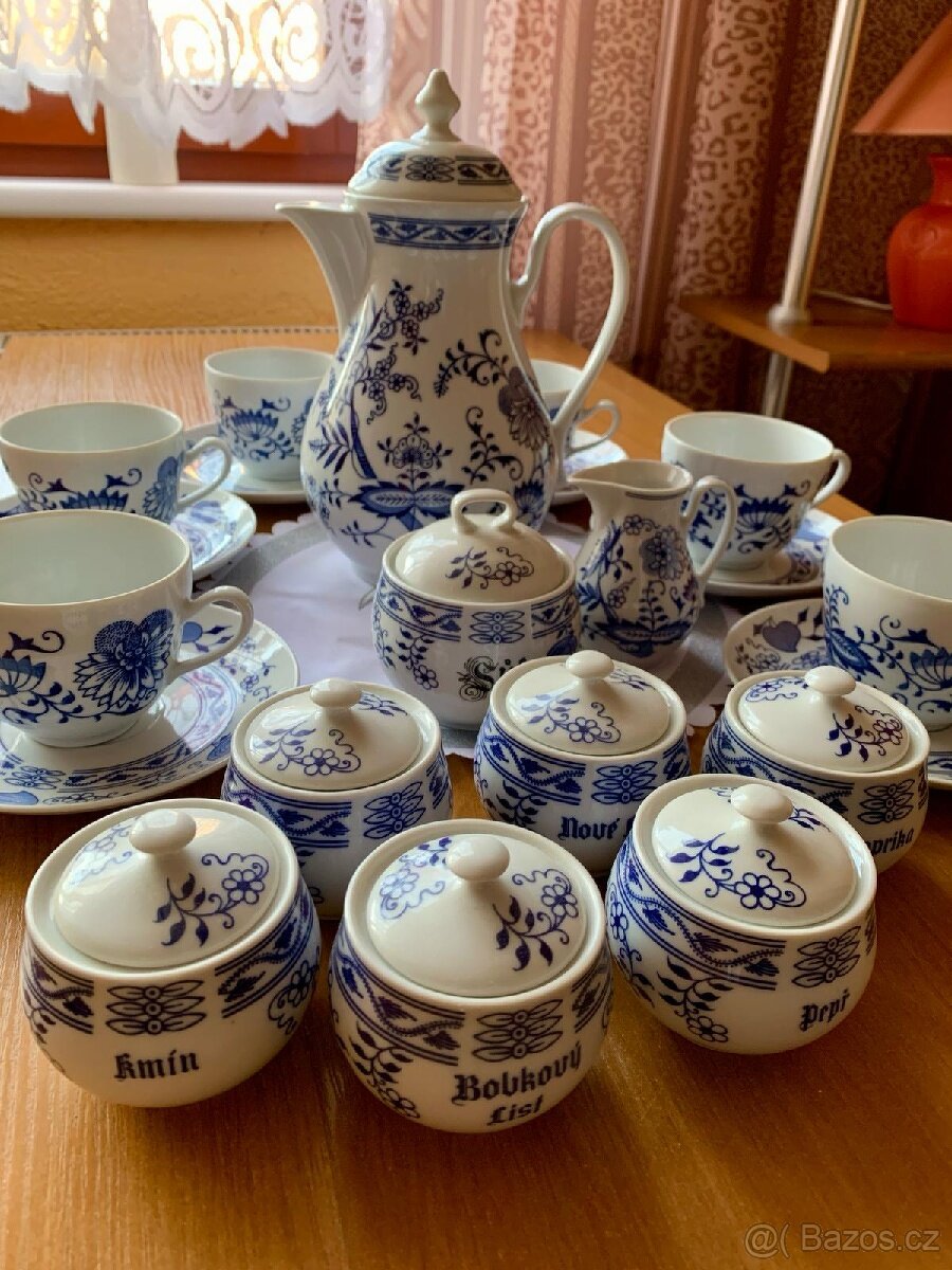 Sada porcelánu nádobí - 2