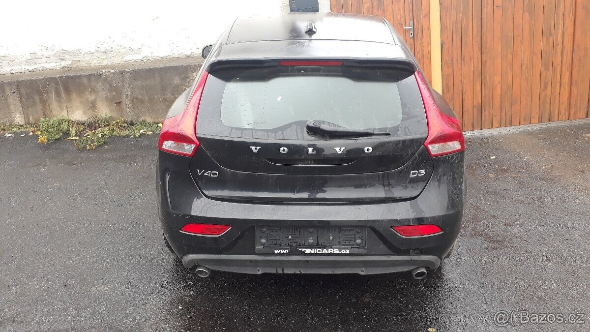 Volvo V40 D3 2.0 110 kw R.v. 2015 124000km - 2