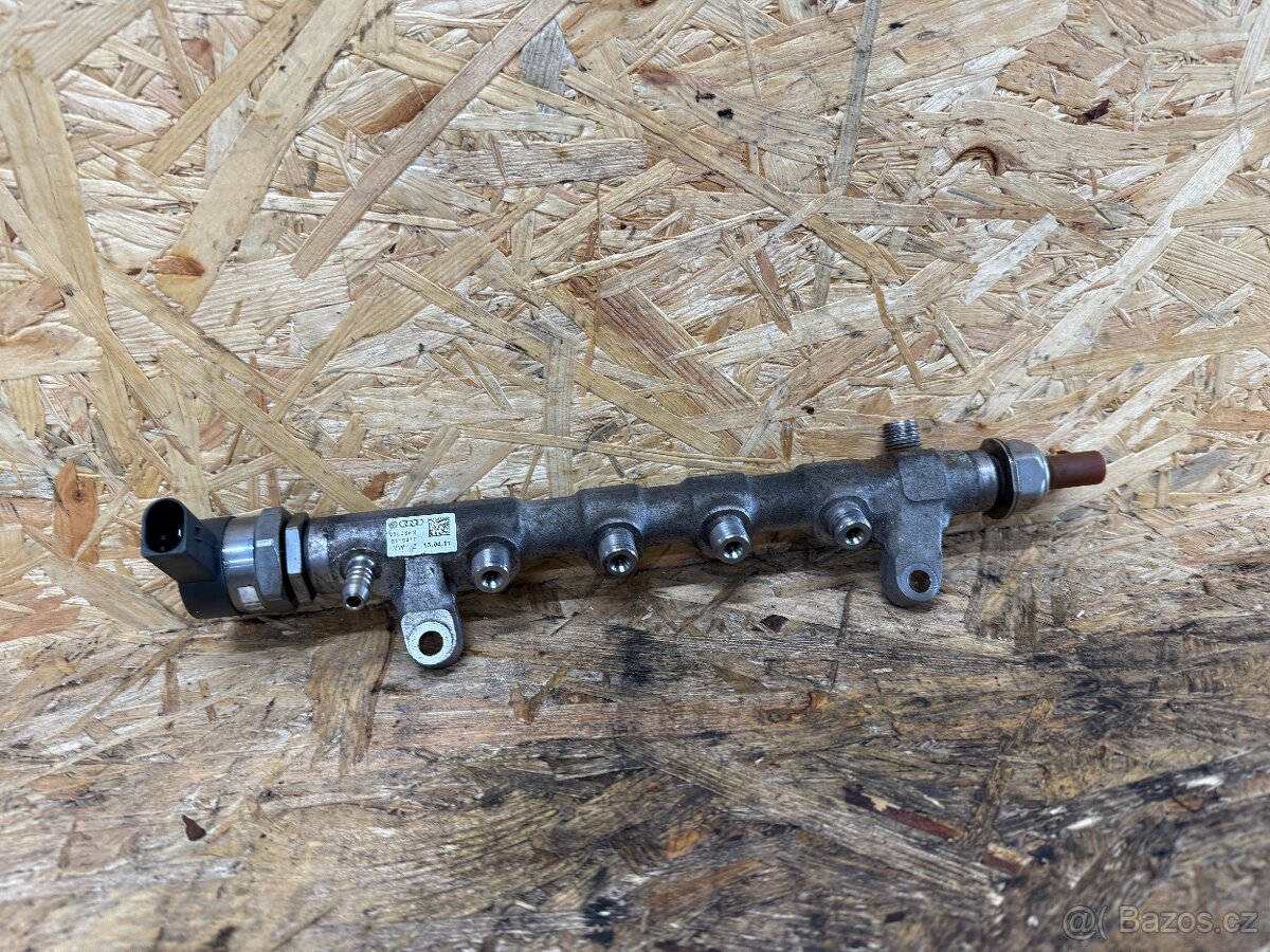 VSTŘIKOVACÍ LIŠTA 2.0 TDI 125KW CFGB 03L089N - 2