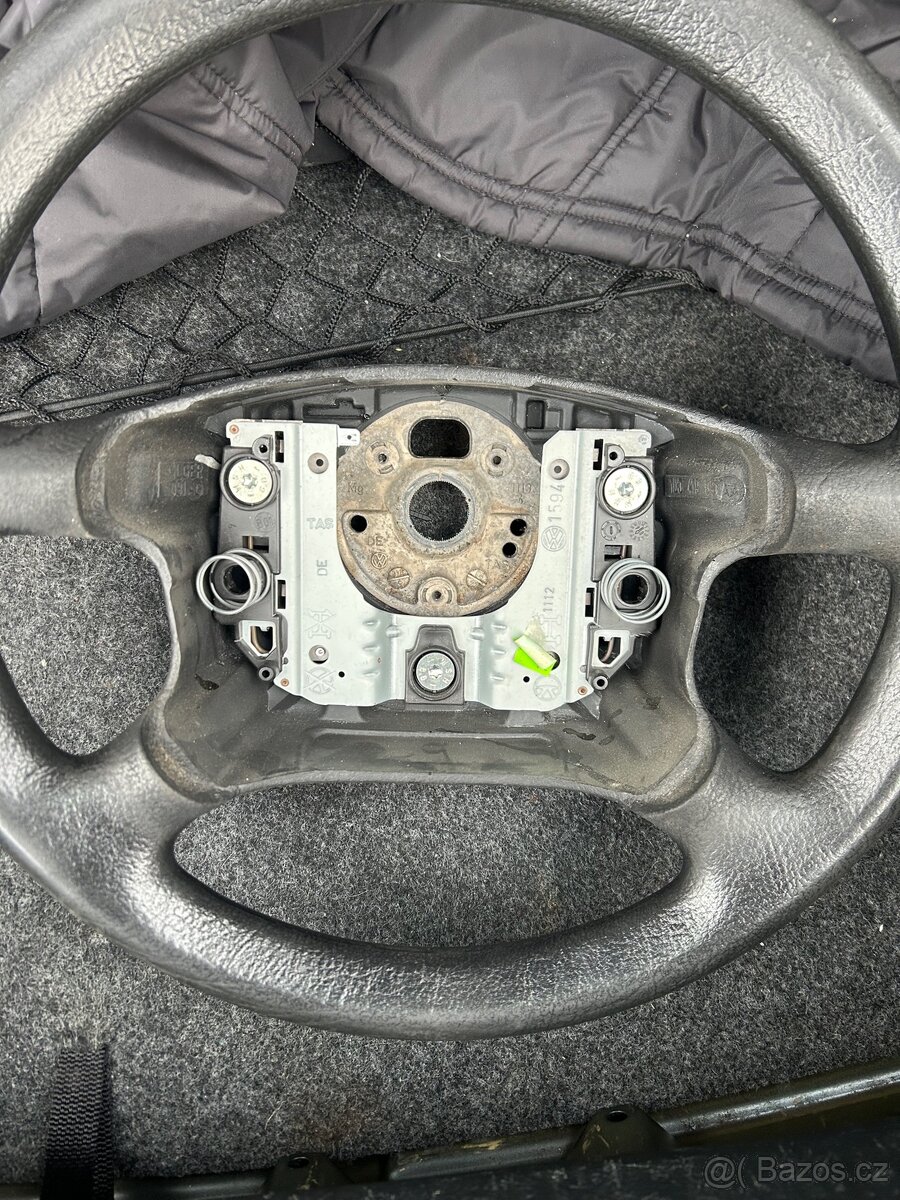Volant Škoda Octavia 1 - 2