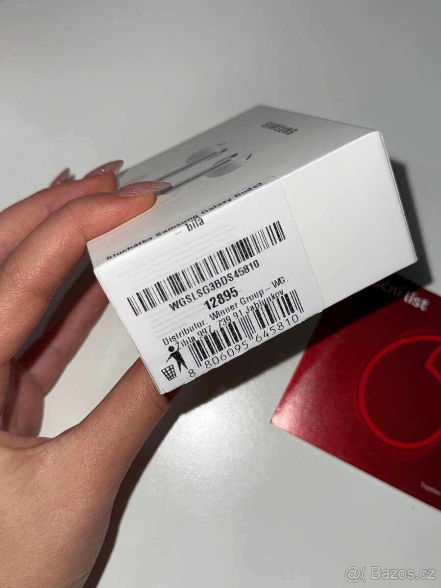 Prodám Samsung Galaxy Buds 3 bílá barva - 2