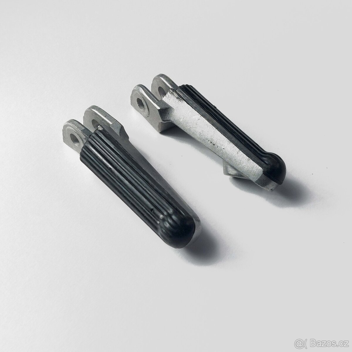 Přední stupačky Honda CBR, VFR, NSR, RVF - 2