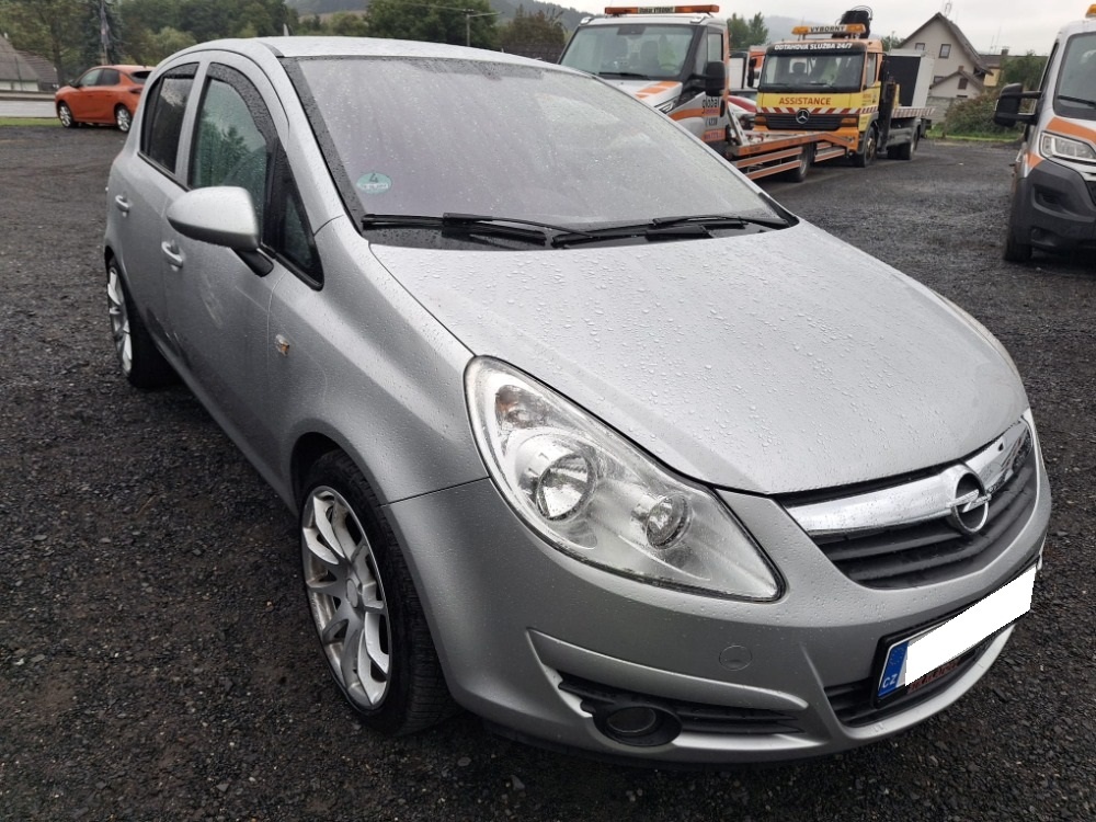 Opel Corsa 1,3 CDi 16V - 2
