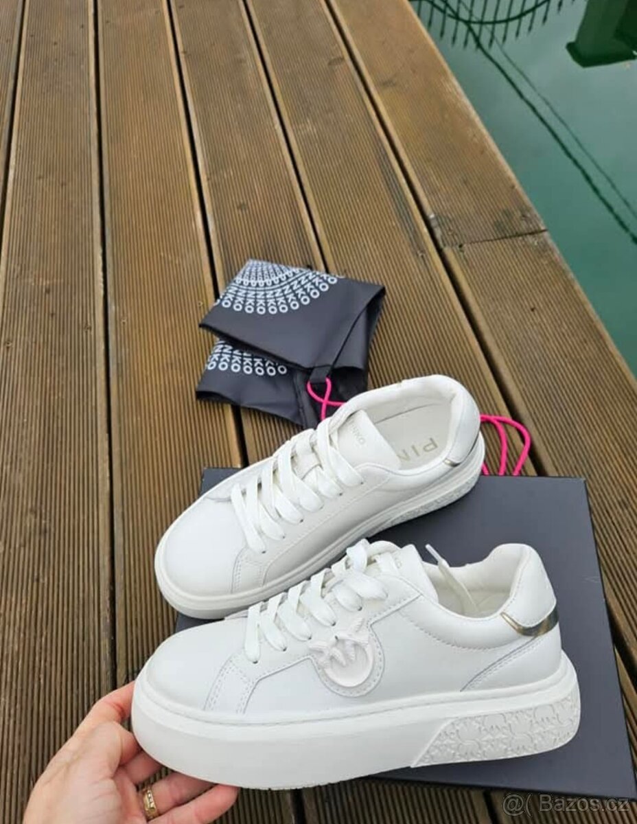 Pinko sneakers ve.40 kožené - 2