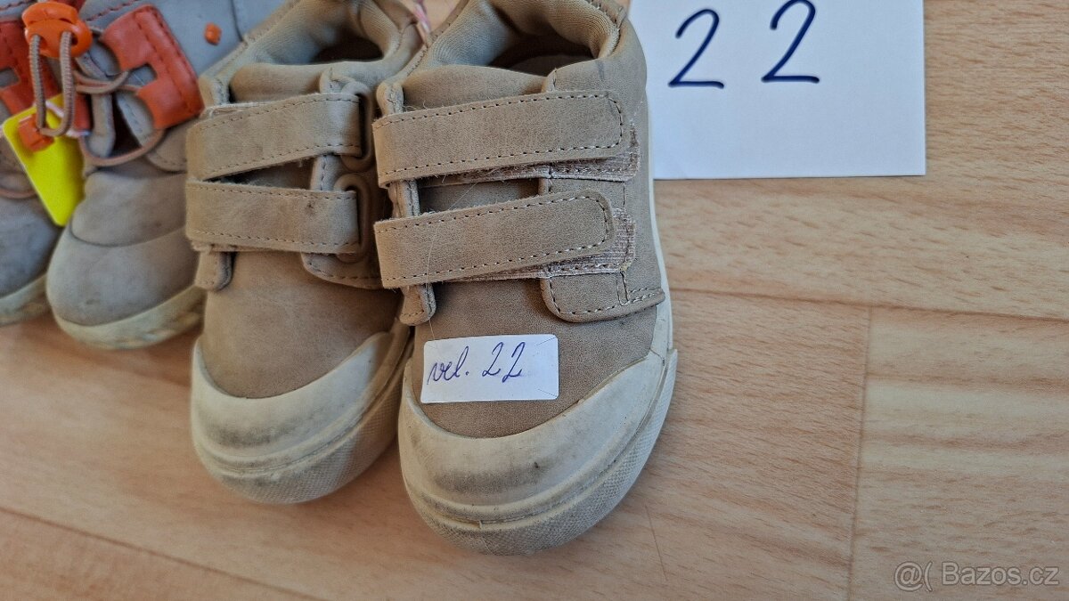 Vel. 22 sada 4 párů - 2