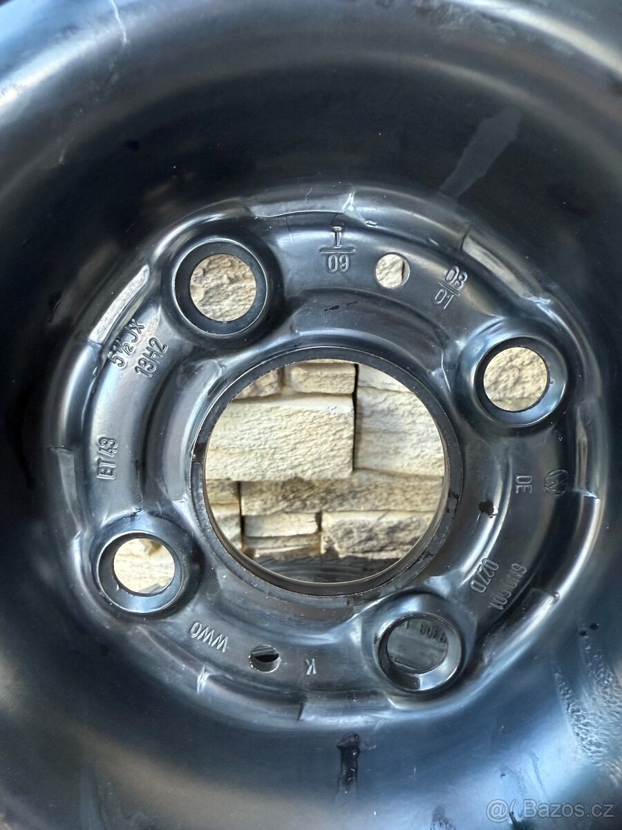 Prodám plechová kola se zimními pneumatikami - 2