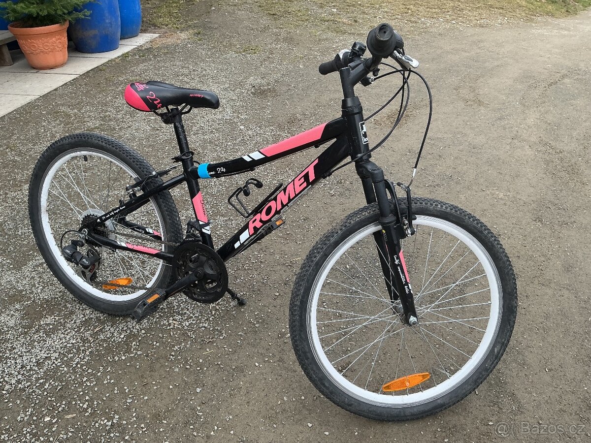 Dívčí kolo 24 - 2