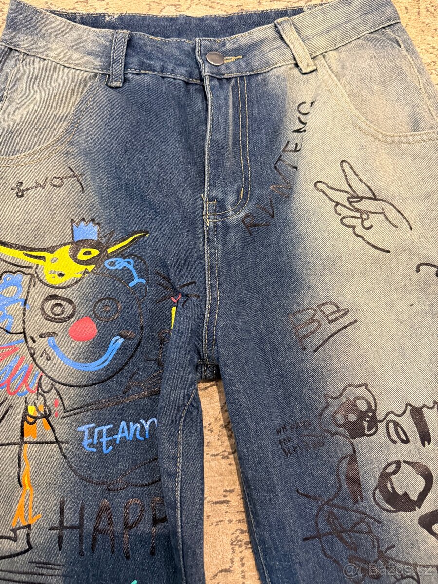 Stylové džíny s graffiti potiskem - 2