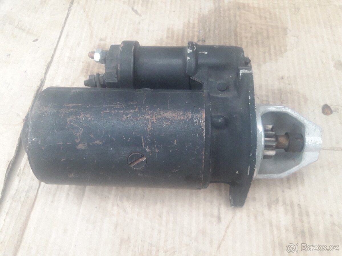 Nový startér Renault. 6V - 2