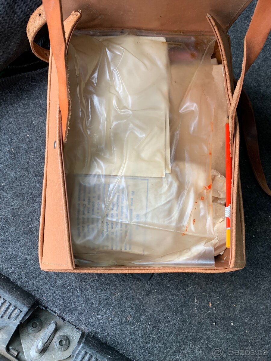 Retro lékárnička - 2