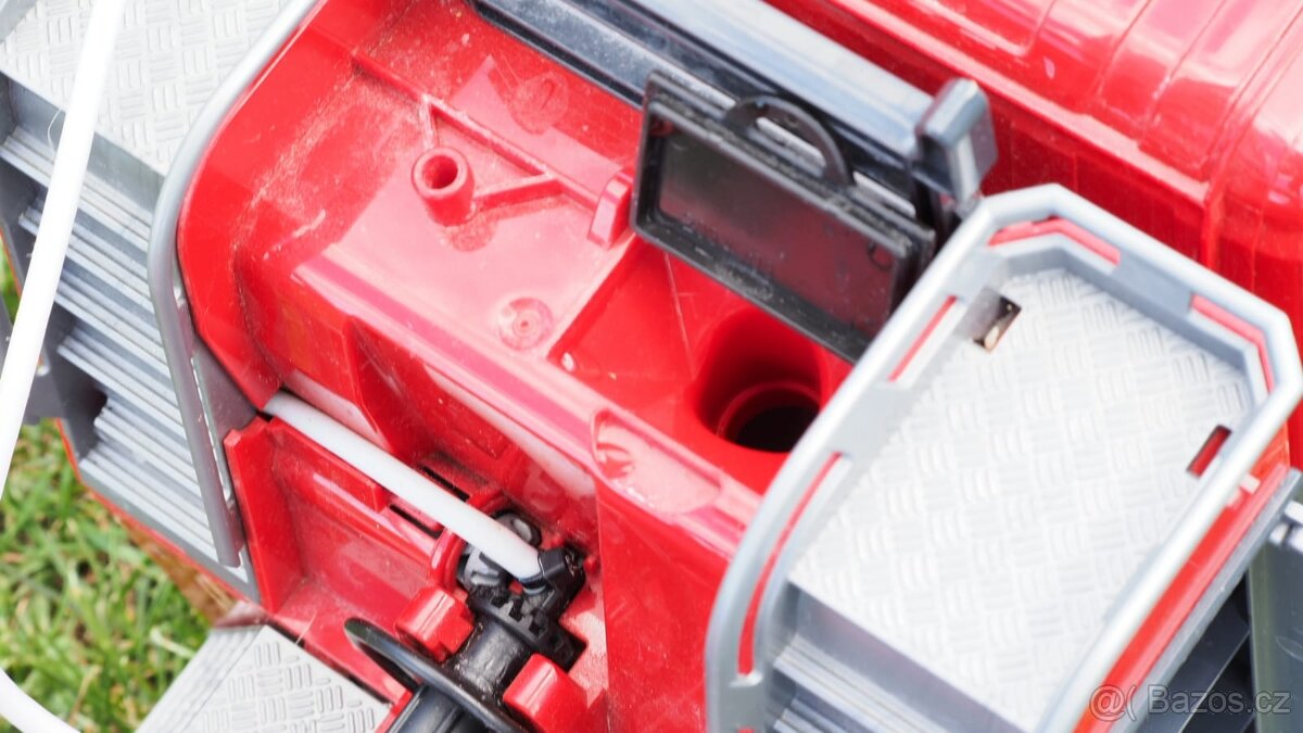 Bruder hasící auto - 2