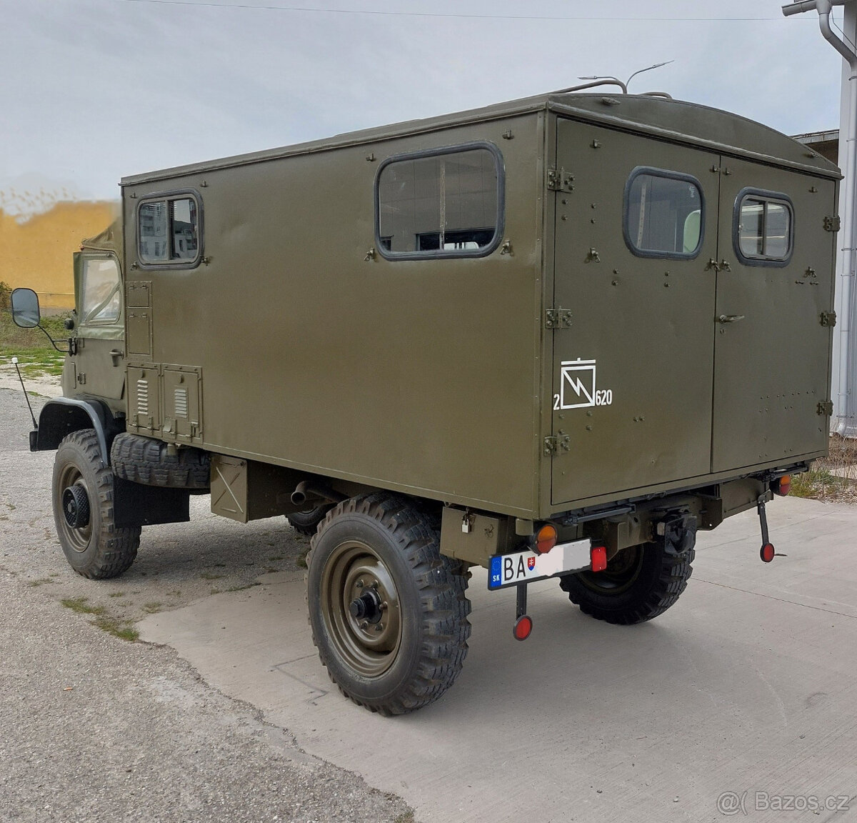 Mercedes Unimog 404S - 2