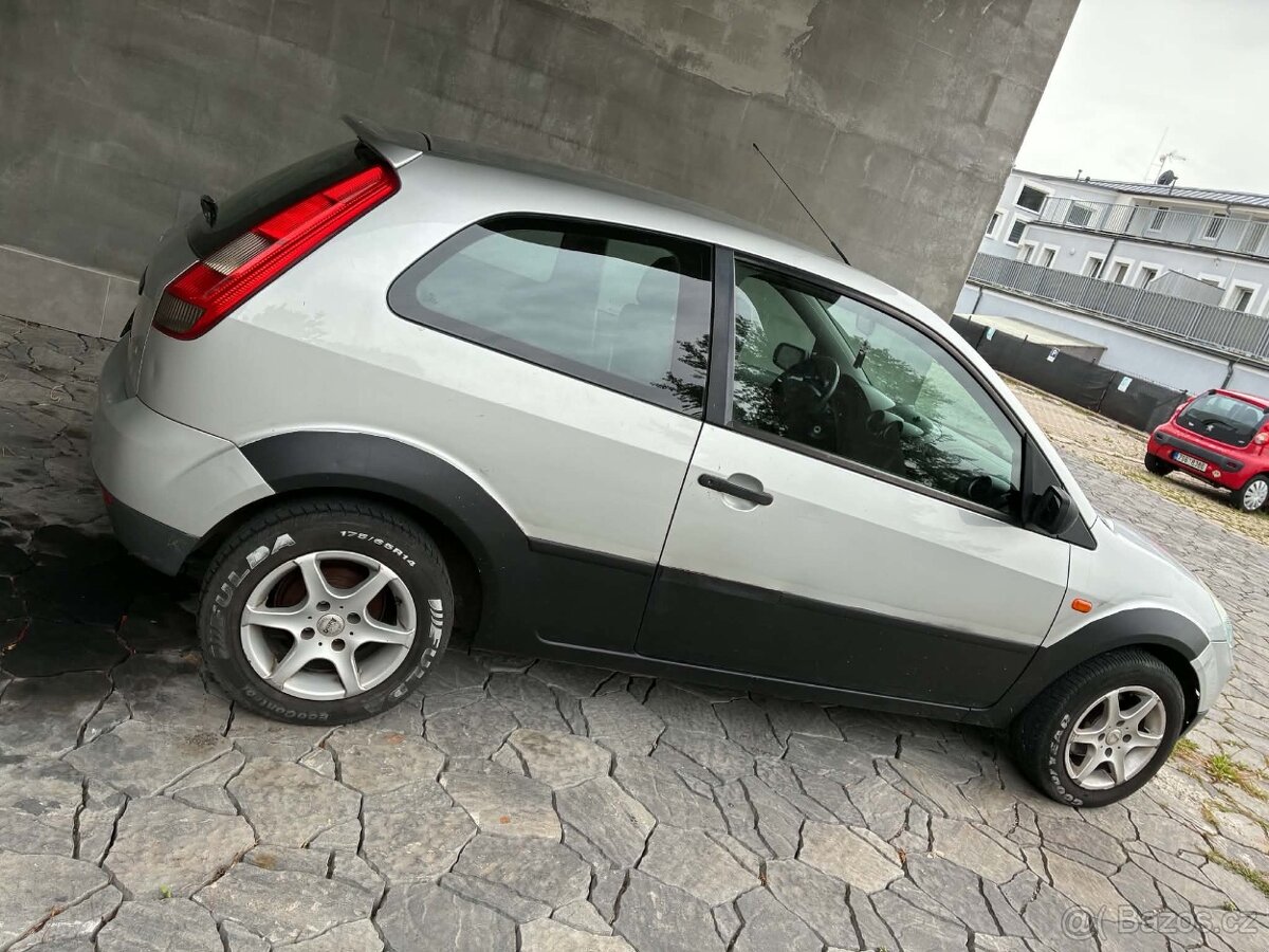 Prodám Ford fiesta 1.4 59kw Nová STK - 2