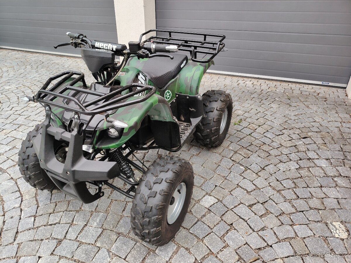 Elektrická čtyřkolka Hecht 56150 army
