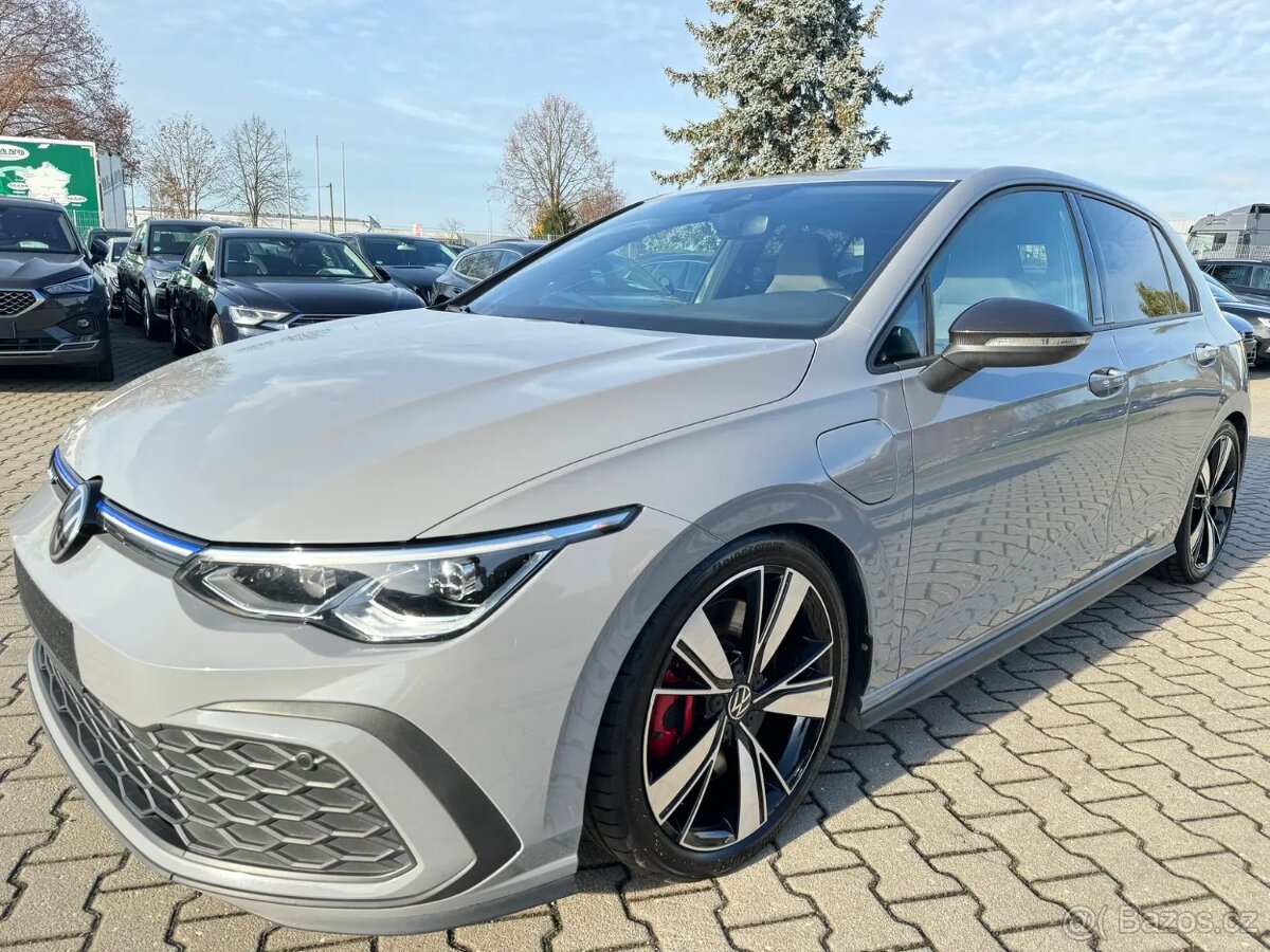 Volkswagen Golf VIII GTE TSI 180kw/kamera/LED/virtual/ACC - 2