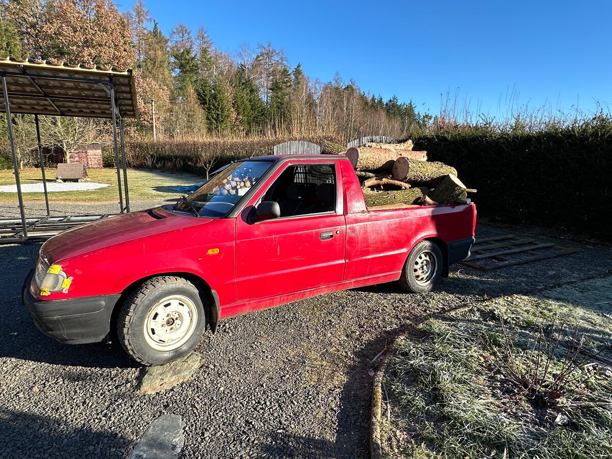 Felicia Pickup 1.9 Diesel + plastová vana - 2