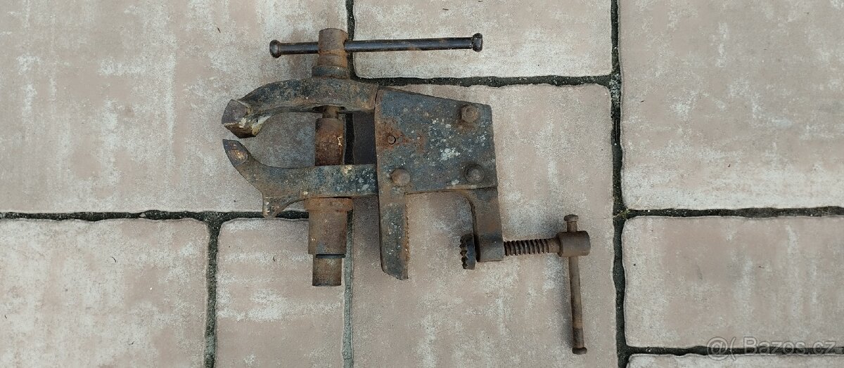 Kovářský svěrák 40 cm - 2