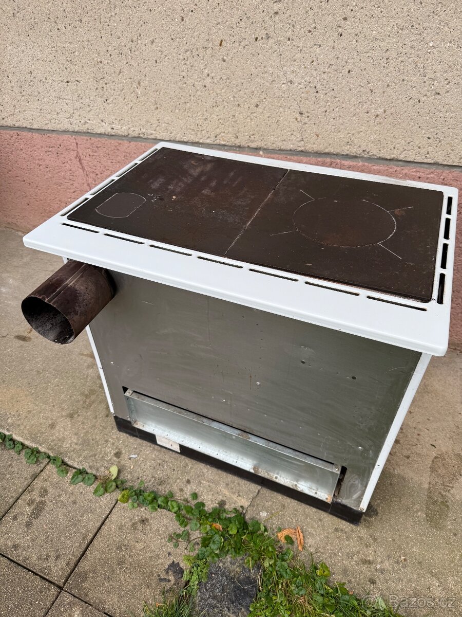 Kuchyñská kamna - 2