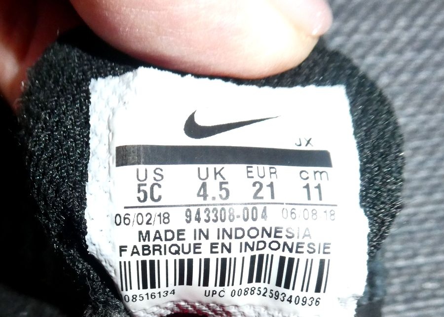 Dětské tenisky NIKE vel. 21 - 2