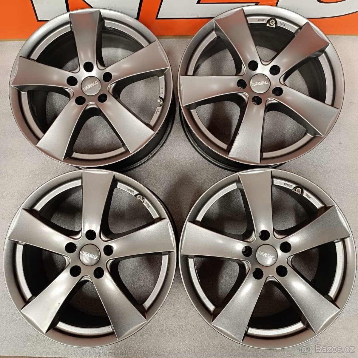 Alu kola Dezent 7,5Jx18 , R18 , 5x112, ET38 - 2