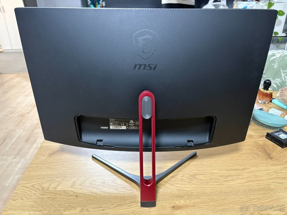 MSI Gaming Optix G24C - 2