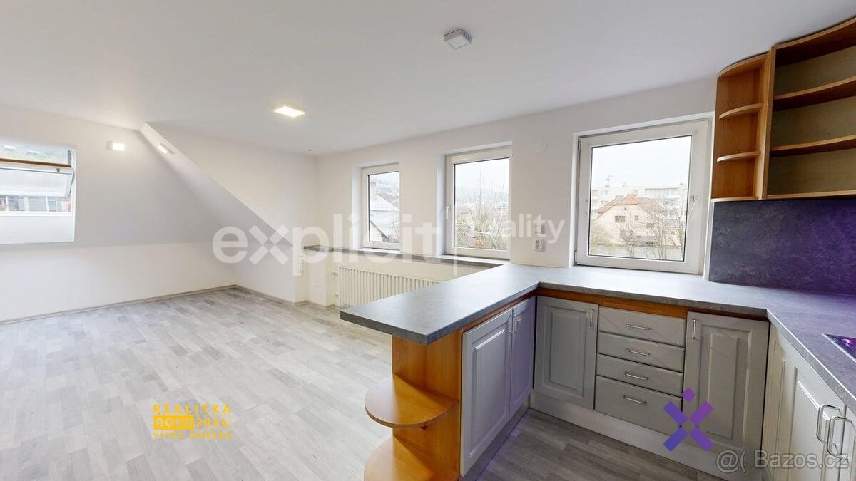 Pronájem bytu 3+kk, 105 m² Zlín - Příluky, ev.č. 02524 - 2
