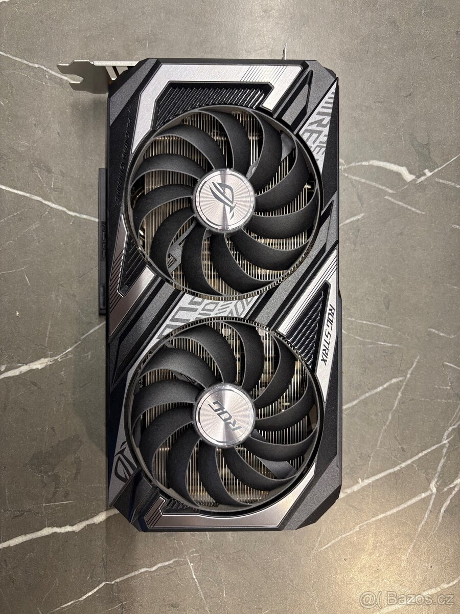 Prodám ASUS ROG STRIX Radeon RX 6600 XT O8G GAMING - 2