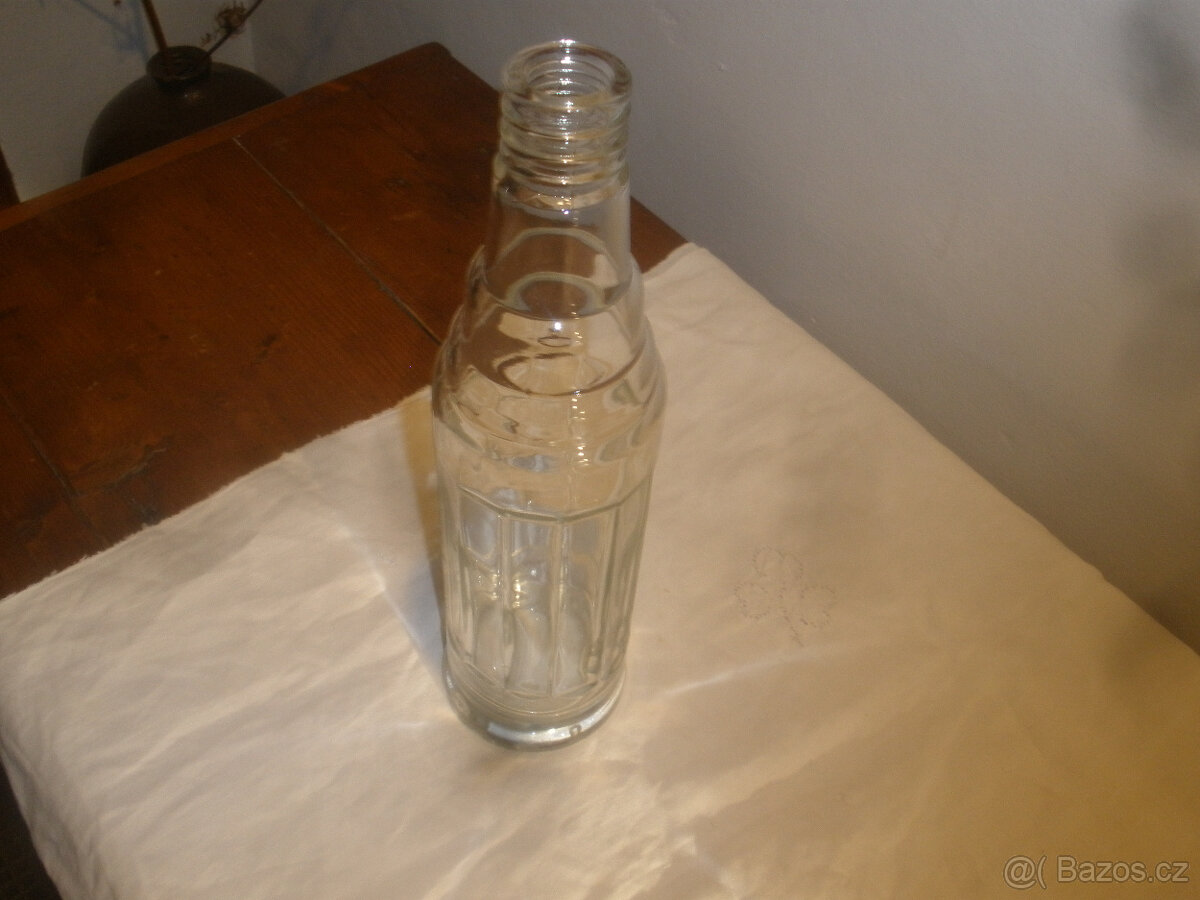 Starý obal na motor.olejPREMIER-láhev - 2