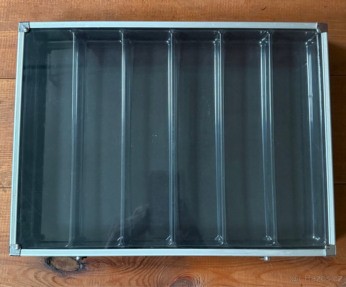 Vitrínový sběratelský box - 2