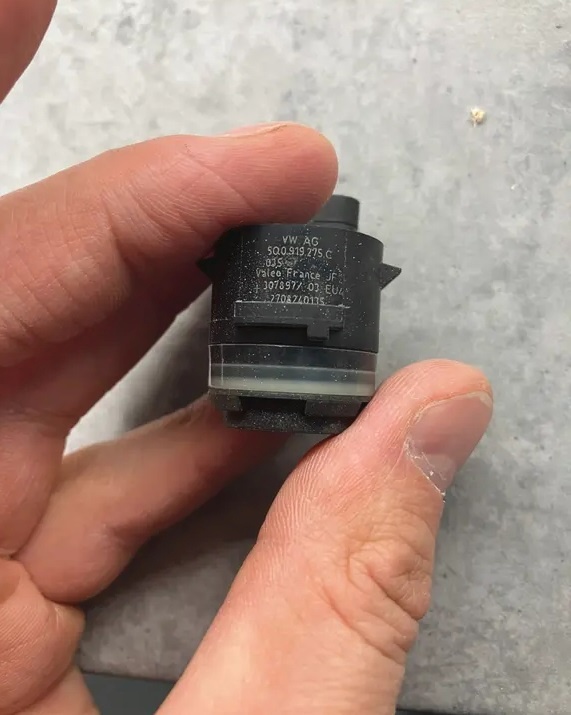 senzor parkovaci sensor pdc narazniku 5Q0919275c - 2