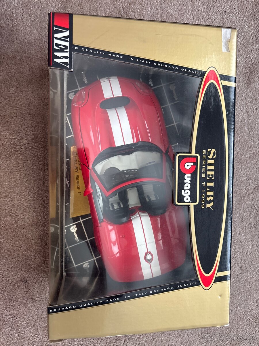 Model auta Burago Shelby 1:18 - 2