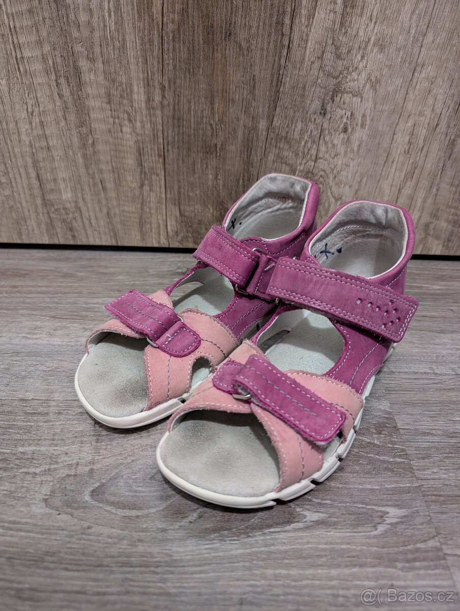 Dětské sandálky Santé vel. 33 - 2