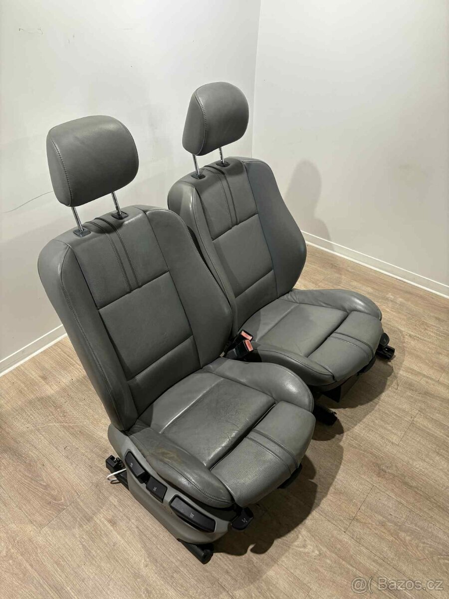 /// Sedačky BMW X3 2004 /// - 2