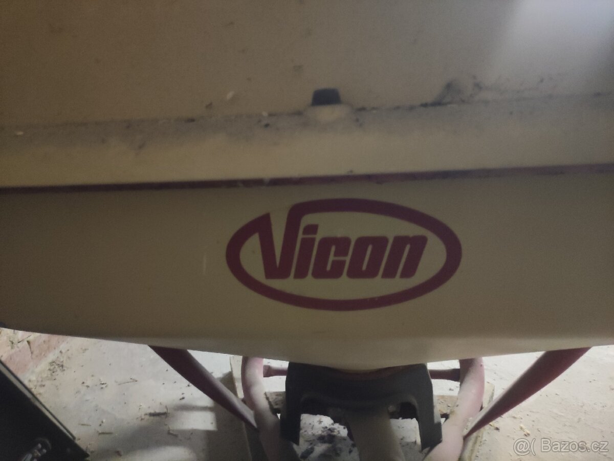 Rozmetadlo hnojiva Vicon - 2