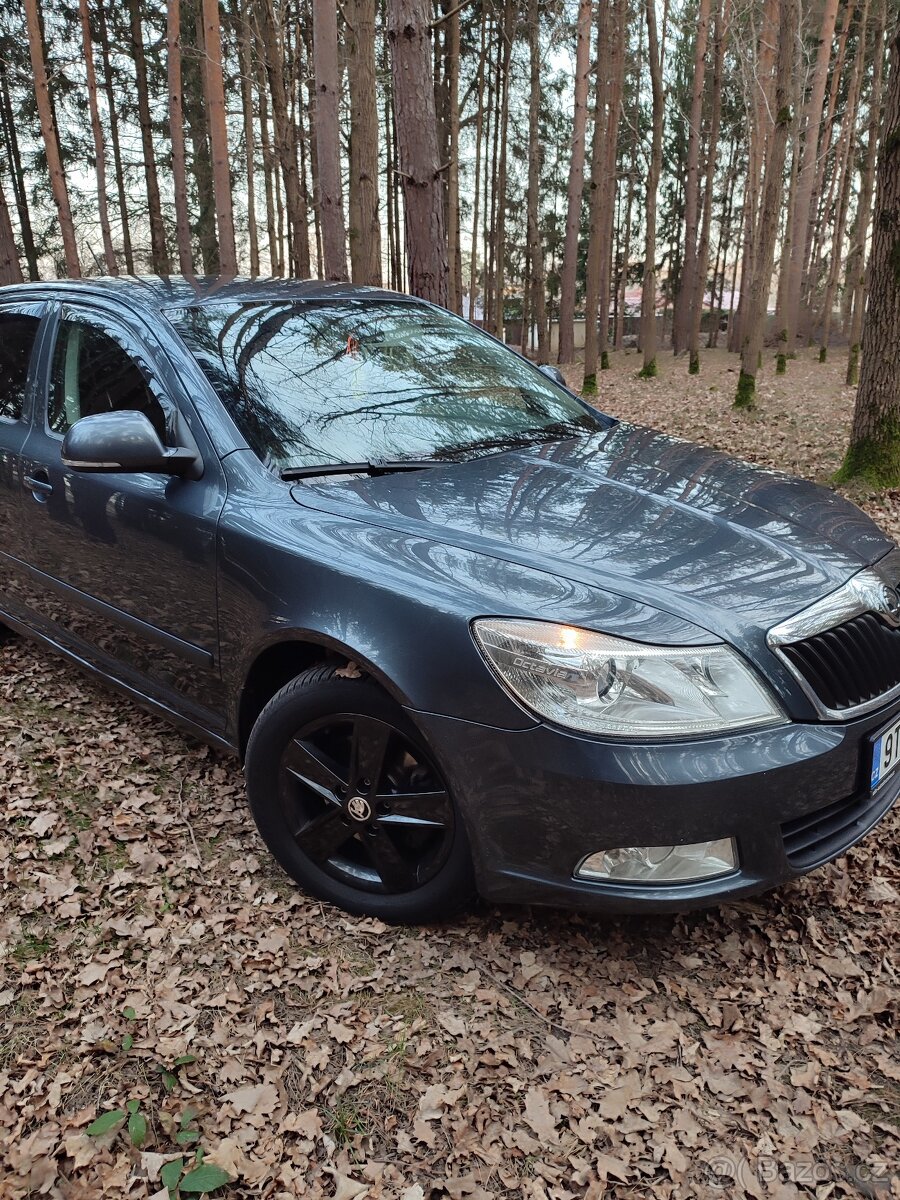 Škoda Octavia - 2