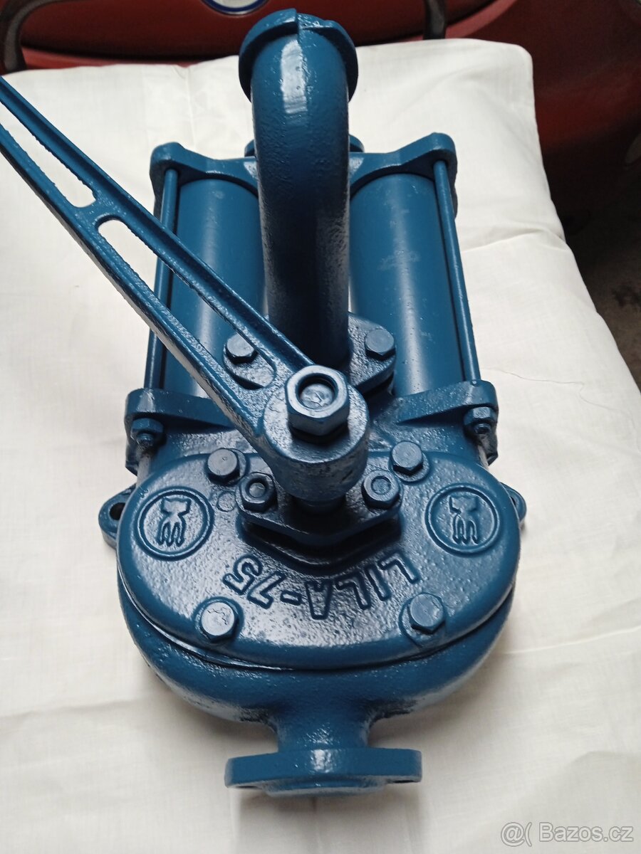 Ruční čerpadlo - 2