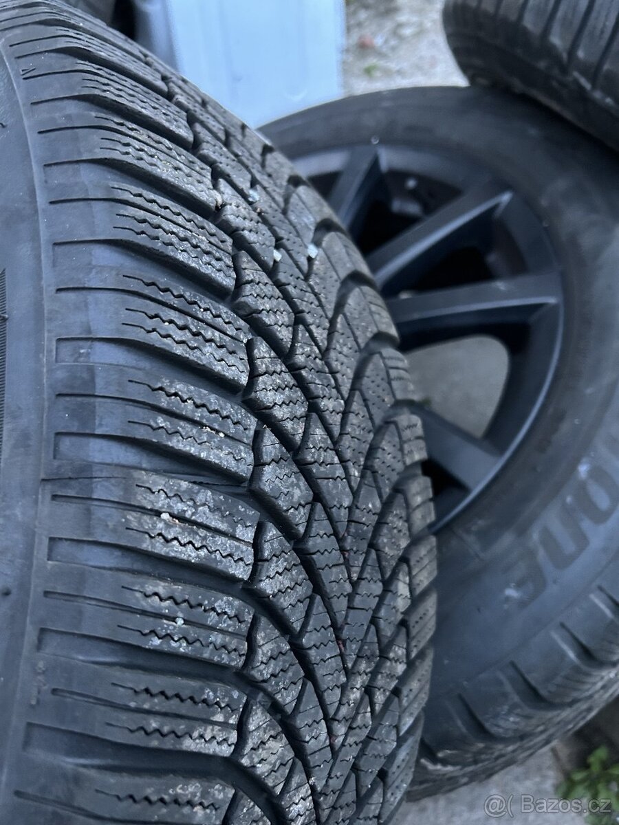 Bridgestone Blizzak LM005 - 2