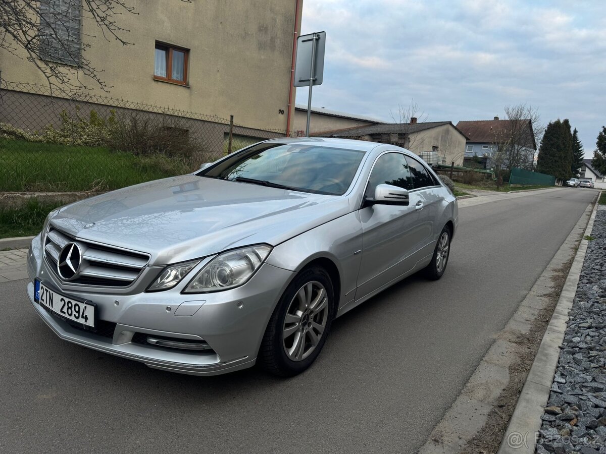Mercedes-Benz E Coupé 220 CDI 2012 - 2