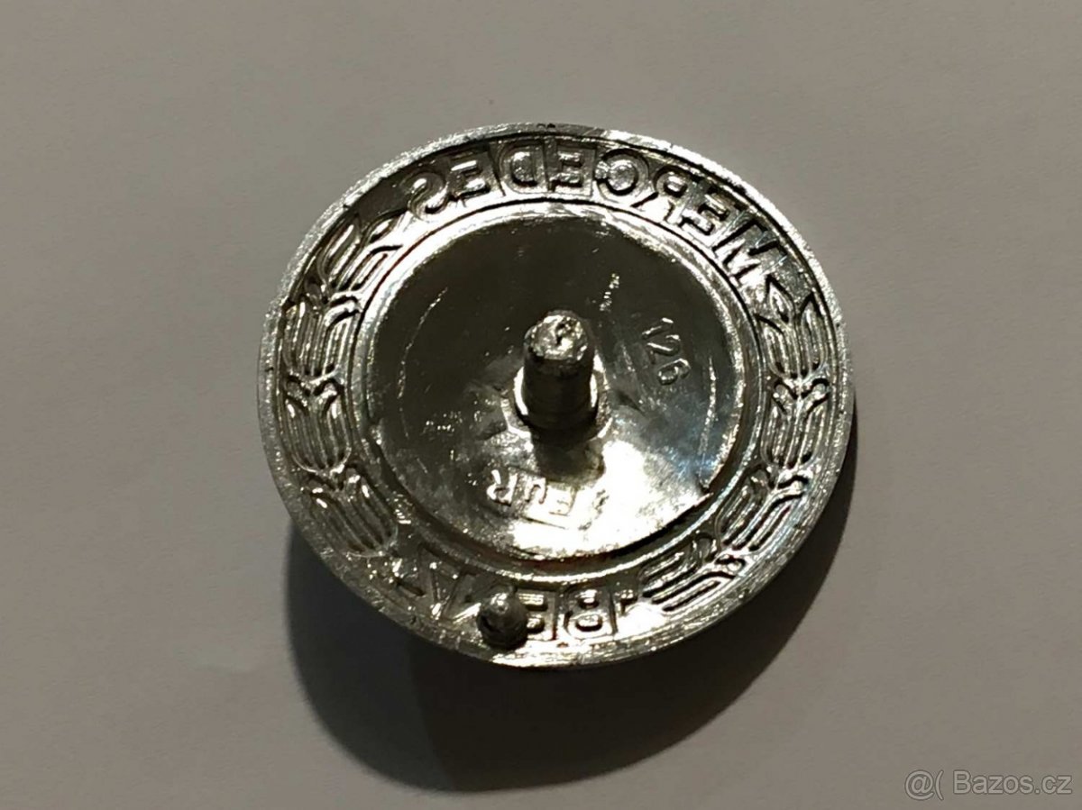 Mercedes W126 znak na masku - 2