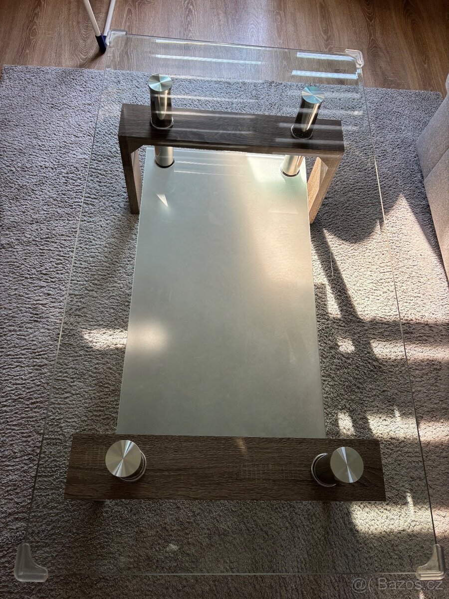 Konferenční stolek - 2