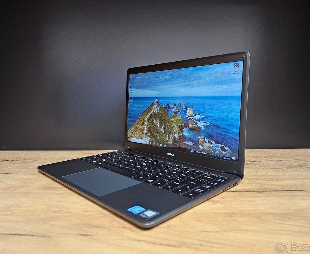 UMAX VisionBook N14R - 2