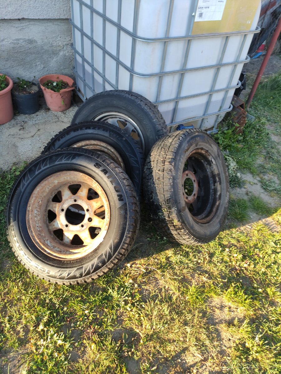 Prodám oboustrané disky suzuki samurai,jimmy - 2