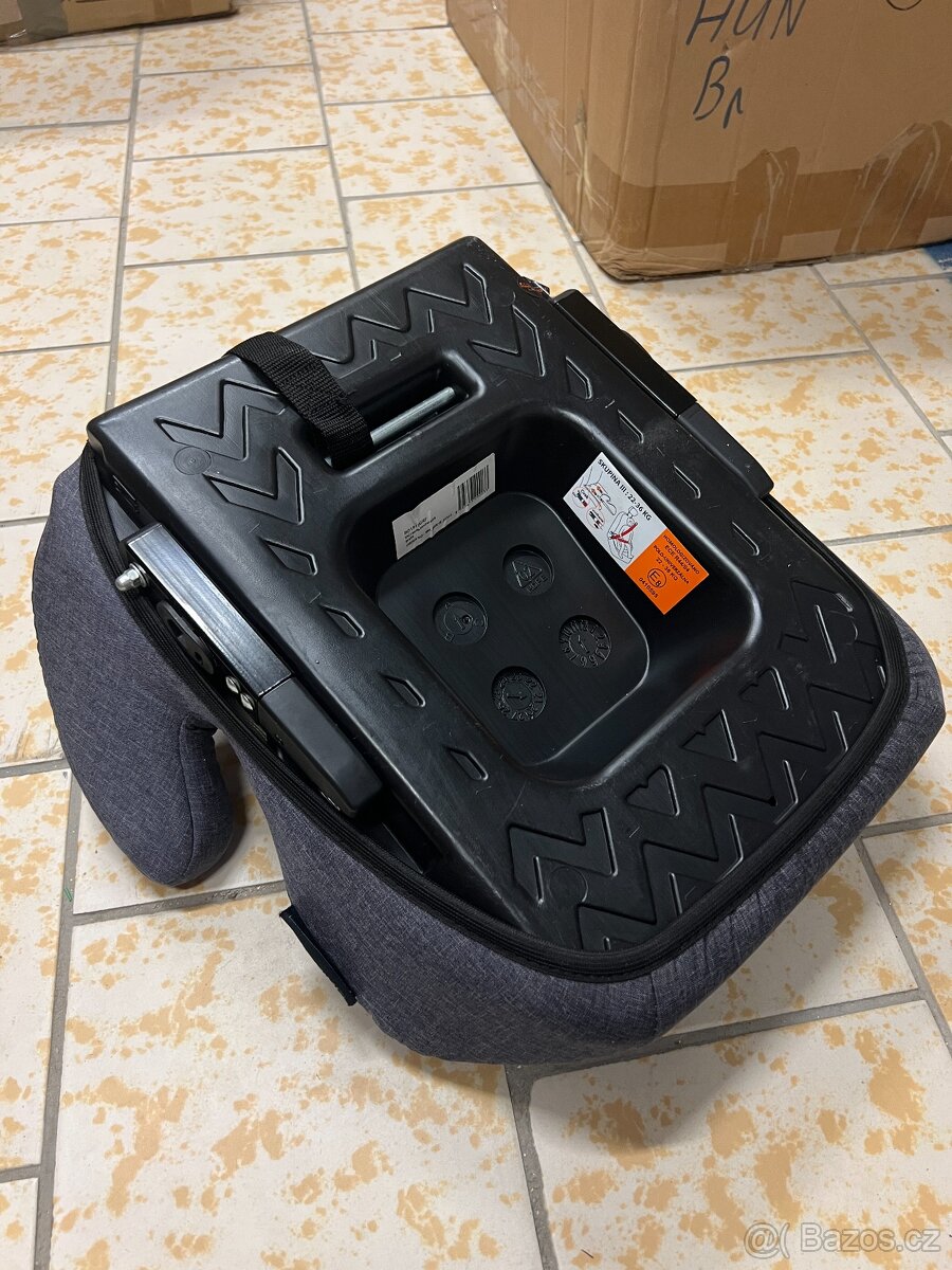 Autosedačka podsedák - 2
