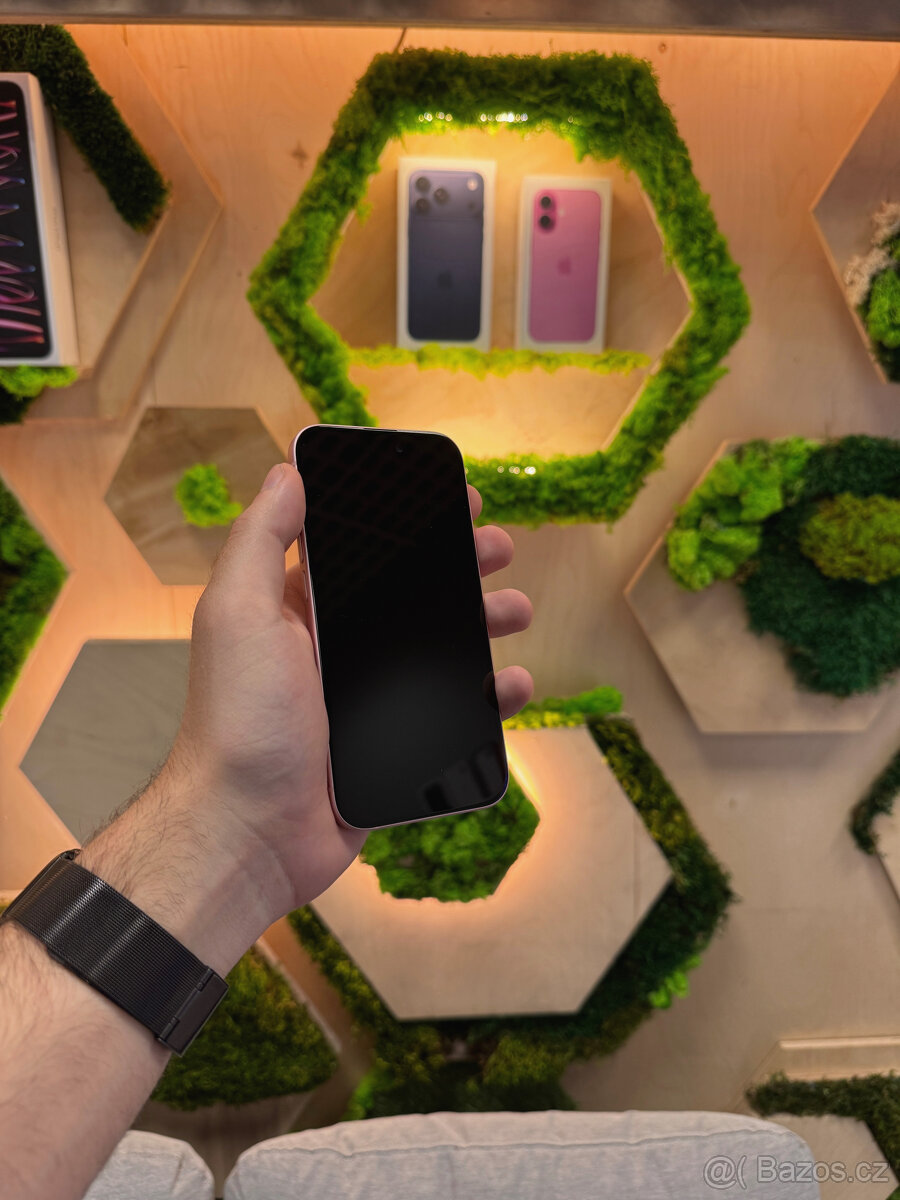 iPhone 15 128GB Pink - 2