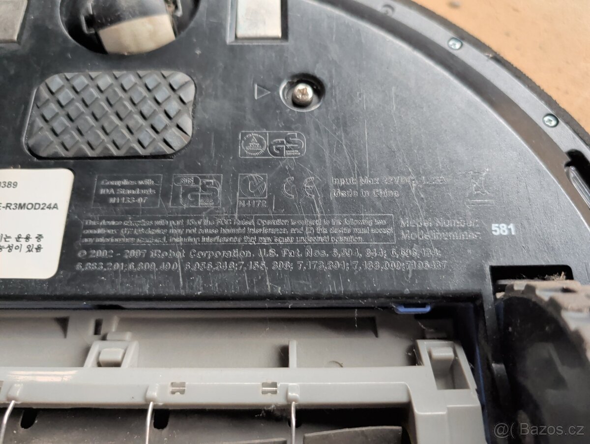 Robotický vysavač iRobot Roomba - 2