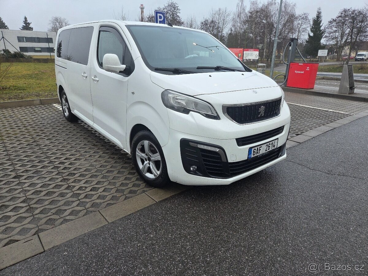 Peugeot Traveller - 2